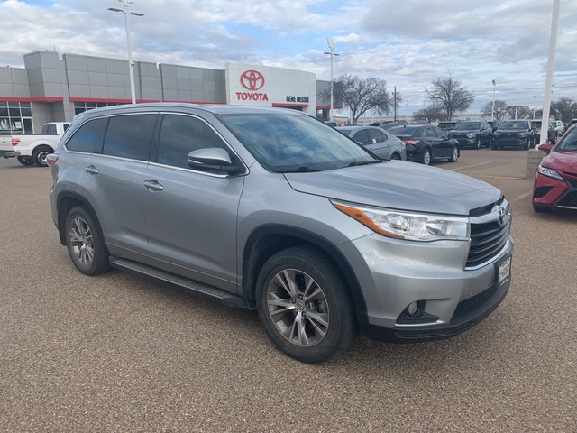 Certified Pre Owned 2015 Toyota Highlander Xle Front Wheel Drive Suv